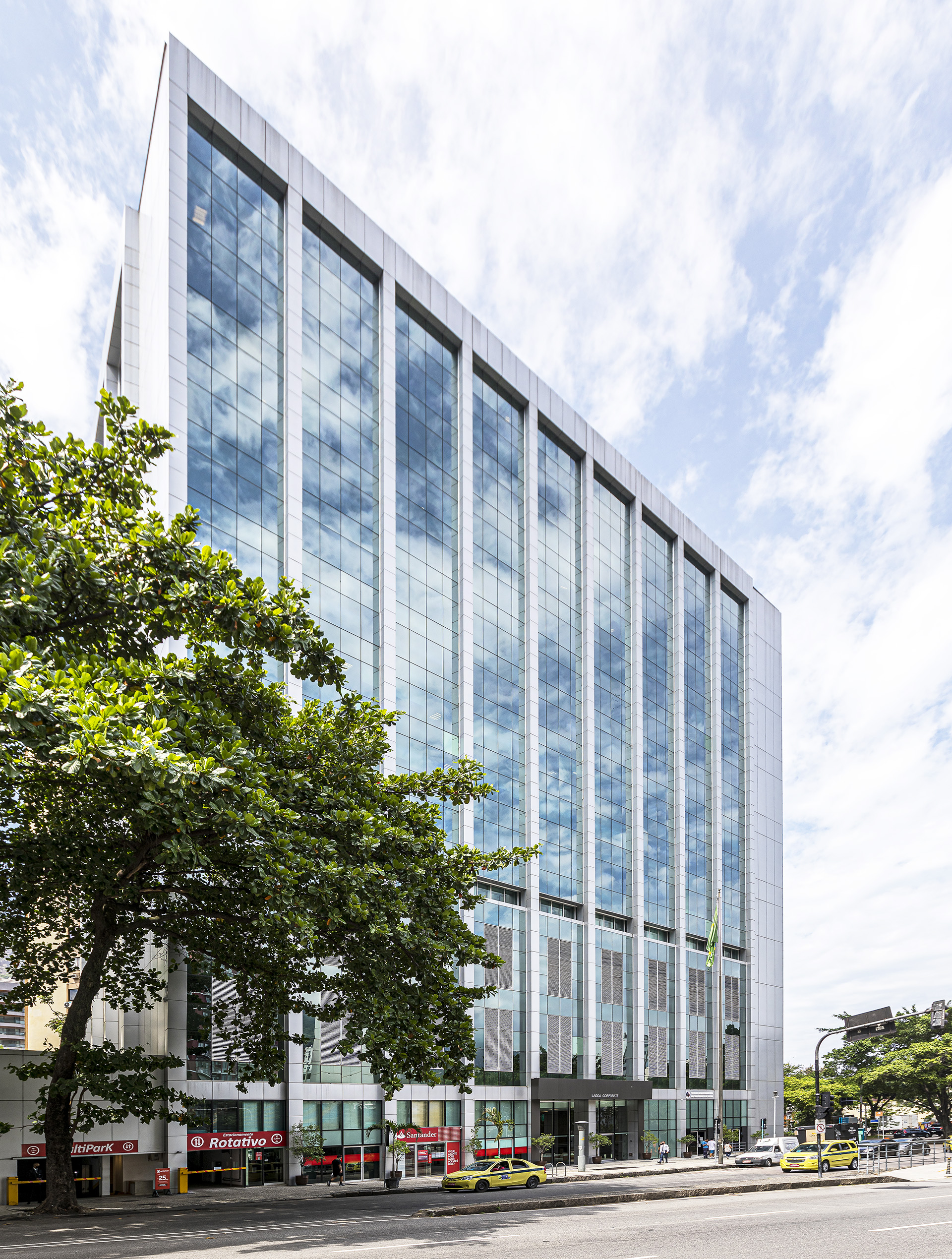 Lagoa Corporate
