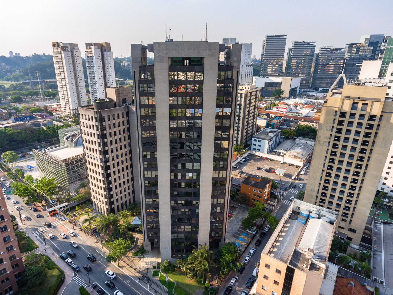 Corporate Plaza